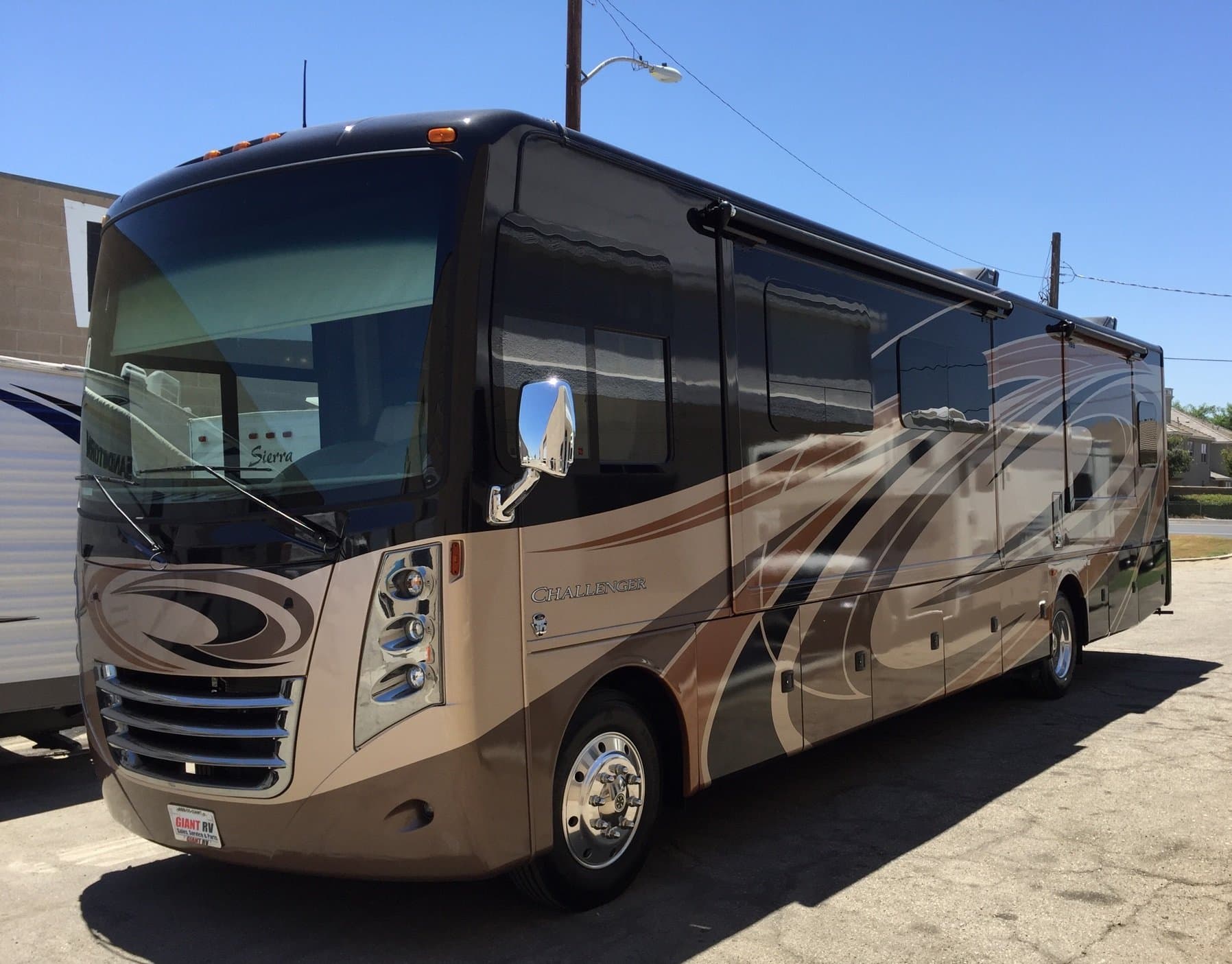 RV rental exterior view